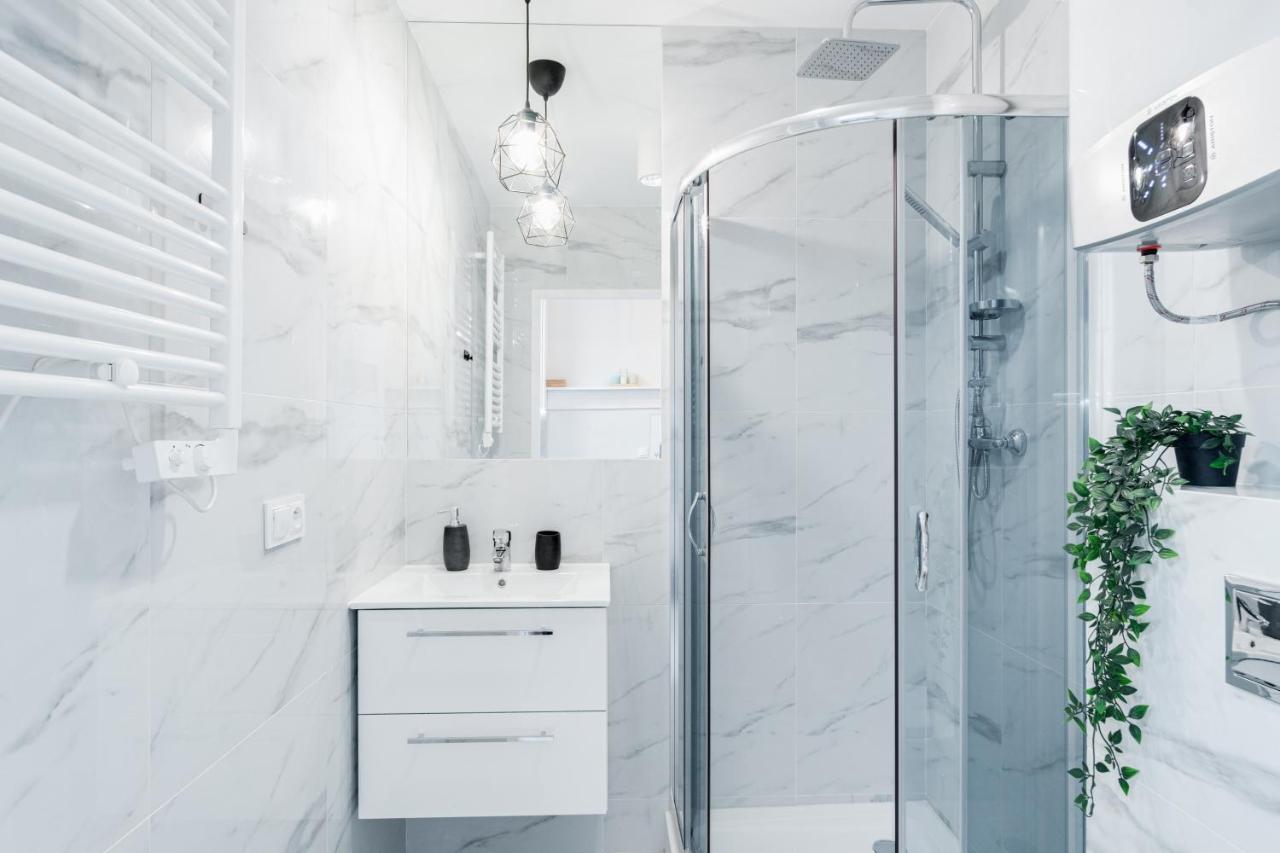 Crystal Apartment Katowice IV Екстер'єр фото